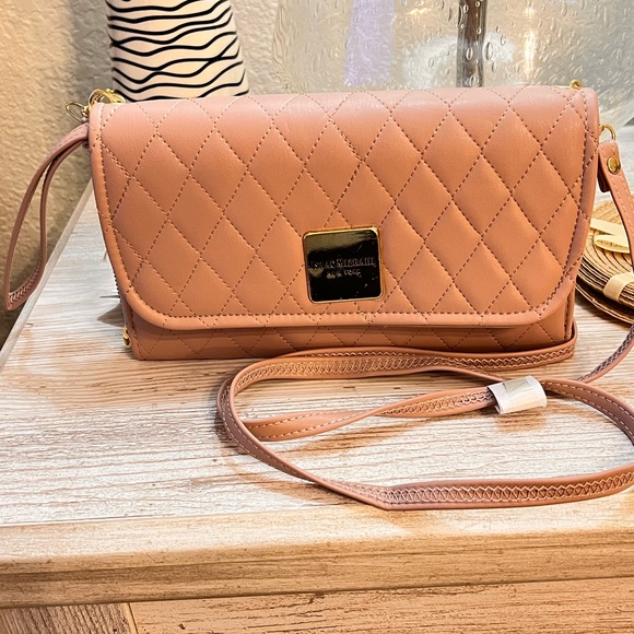 Passion of Essence Handbags - Crossbody Quilted Pale Pink Wallet
